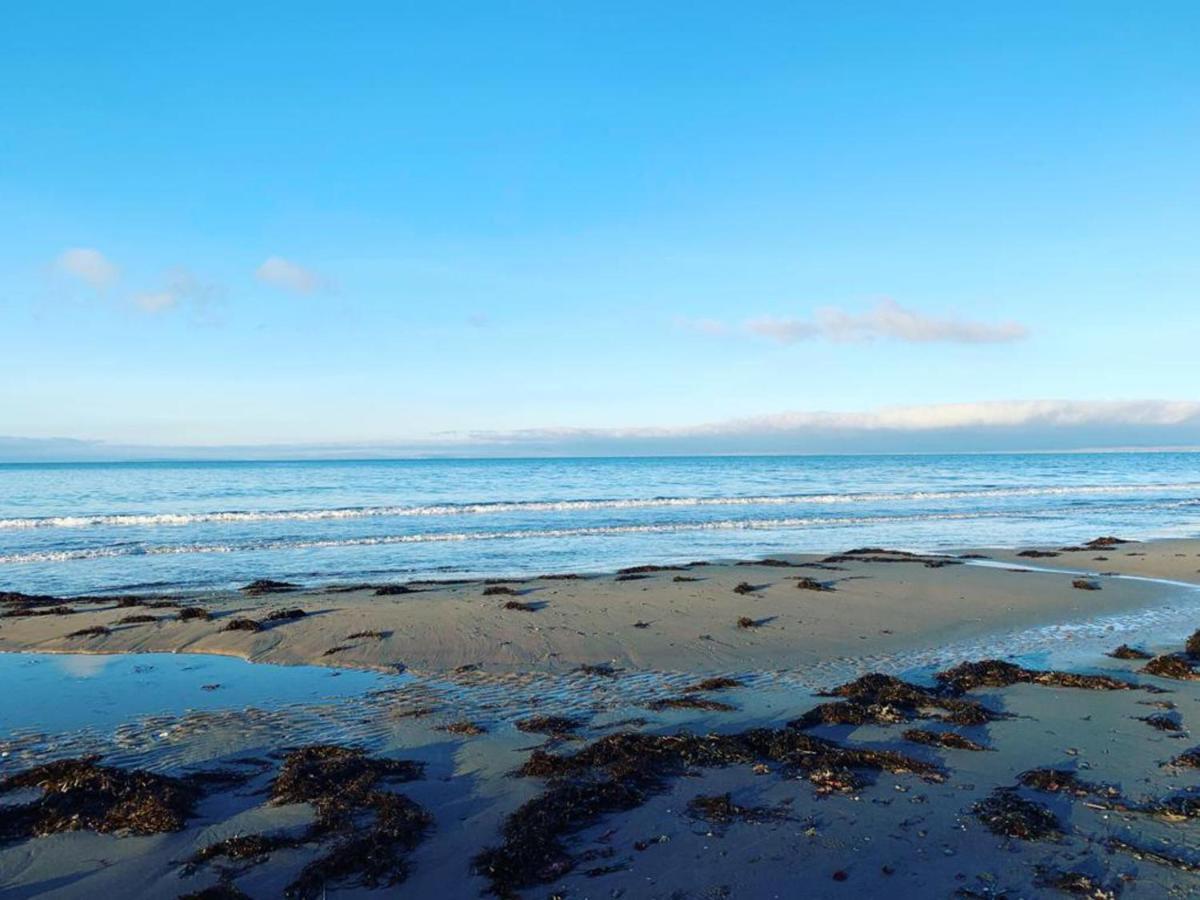 Beautiful Near Harlech With Ocean Views *